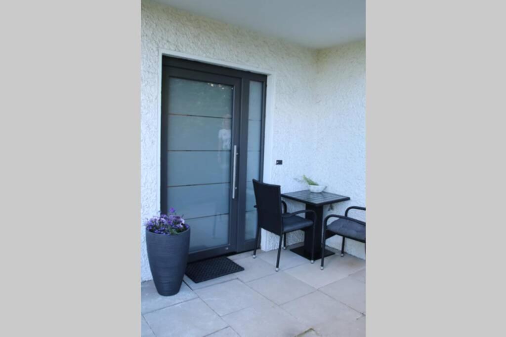 Moderne Ferienwohnung Mit Privatem Eingang - Rosa Kalletal Esterno foto